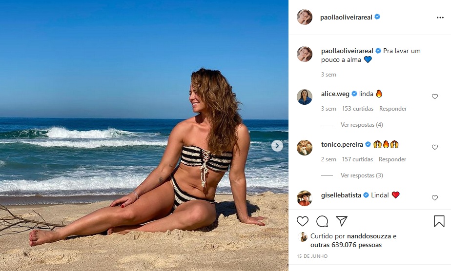 Paolla Oliveira surgiu com parte íntima espremida em foto com biquíni de renda (Imagem: Reprodução)