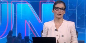 Renata Vasconcellos é âncora e diretora executiva do Jornal Nacional (Foto: Reprodução / TV Globo)