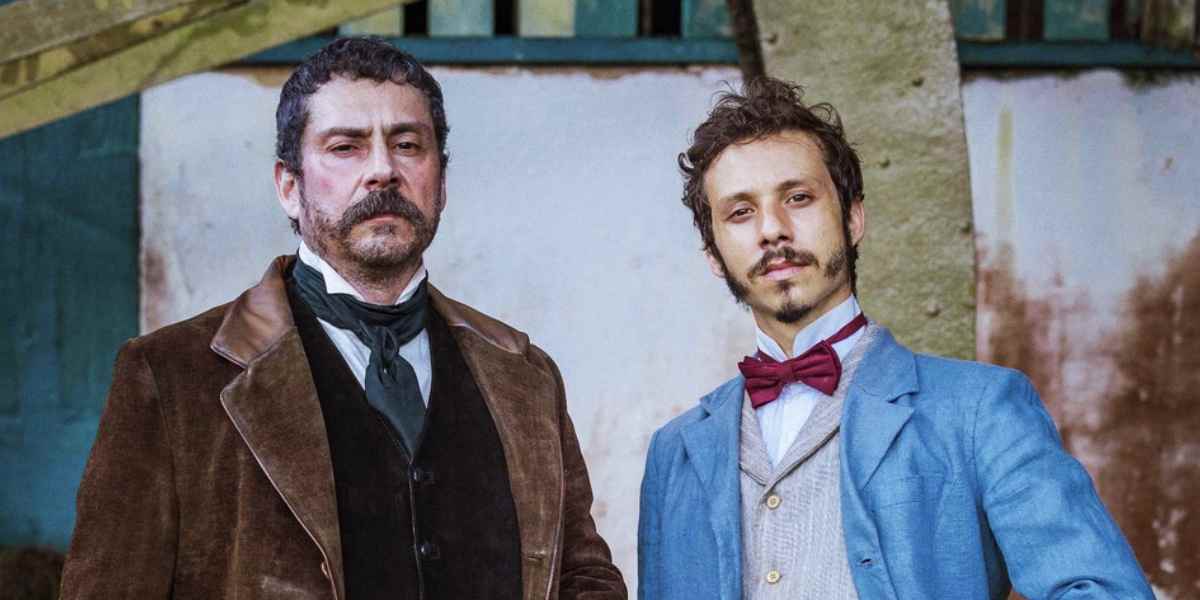 Alexandre Nero e João Pedro Zappa são Tonico e Nélio da novela Nos Tempos do Imperador (Foto: Globo/Paulo Belote)