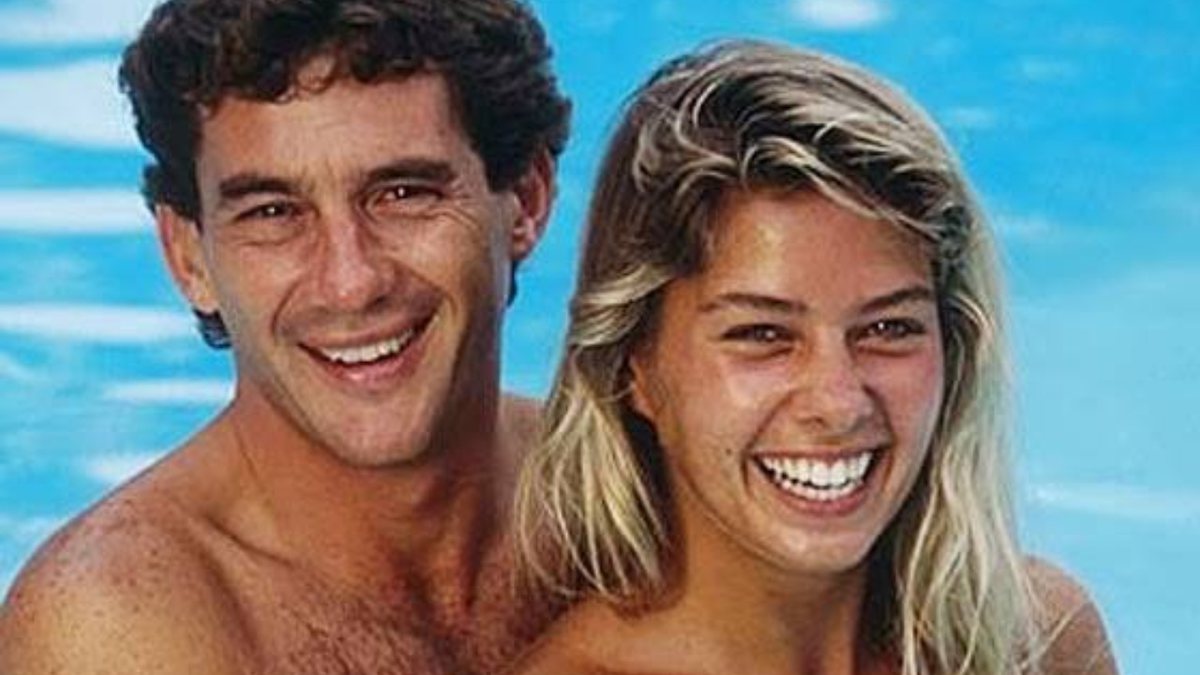 Adriane Galisteu e Ayrton Senna viveram um romance nos anos 90 (Foto: Reprodução)