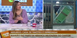 Sonia Abrão ao vivo no A Tarde É Sua (Foto: Reprodução / RedeTV!)