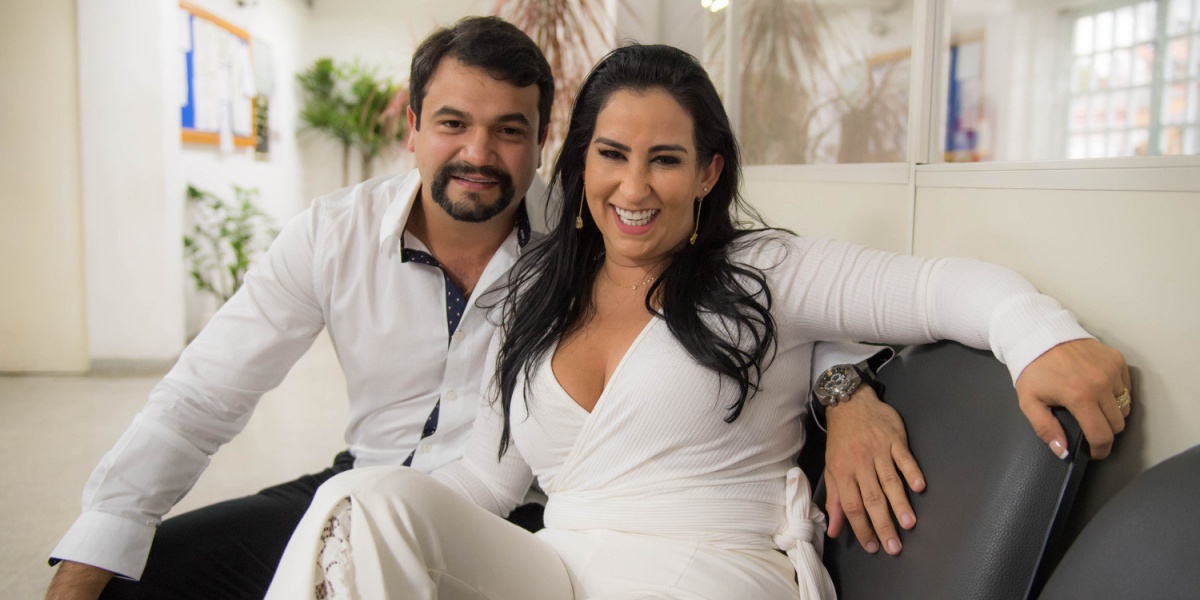 Fabíola Gadelha com o atual marido, Bruno Amaral (Foto: Reprodução)