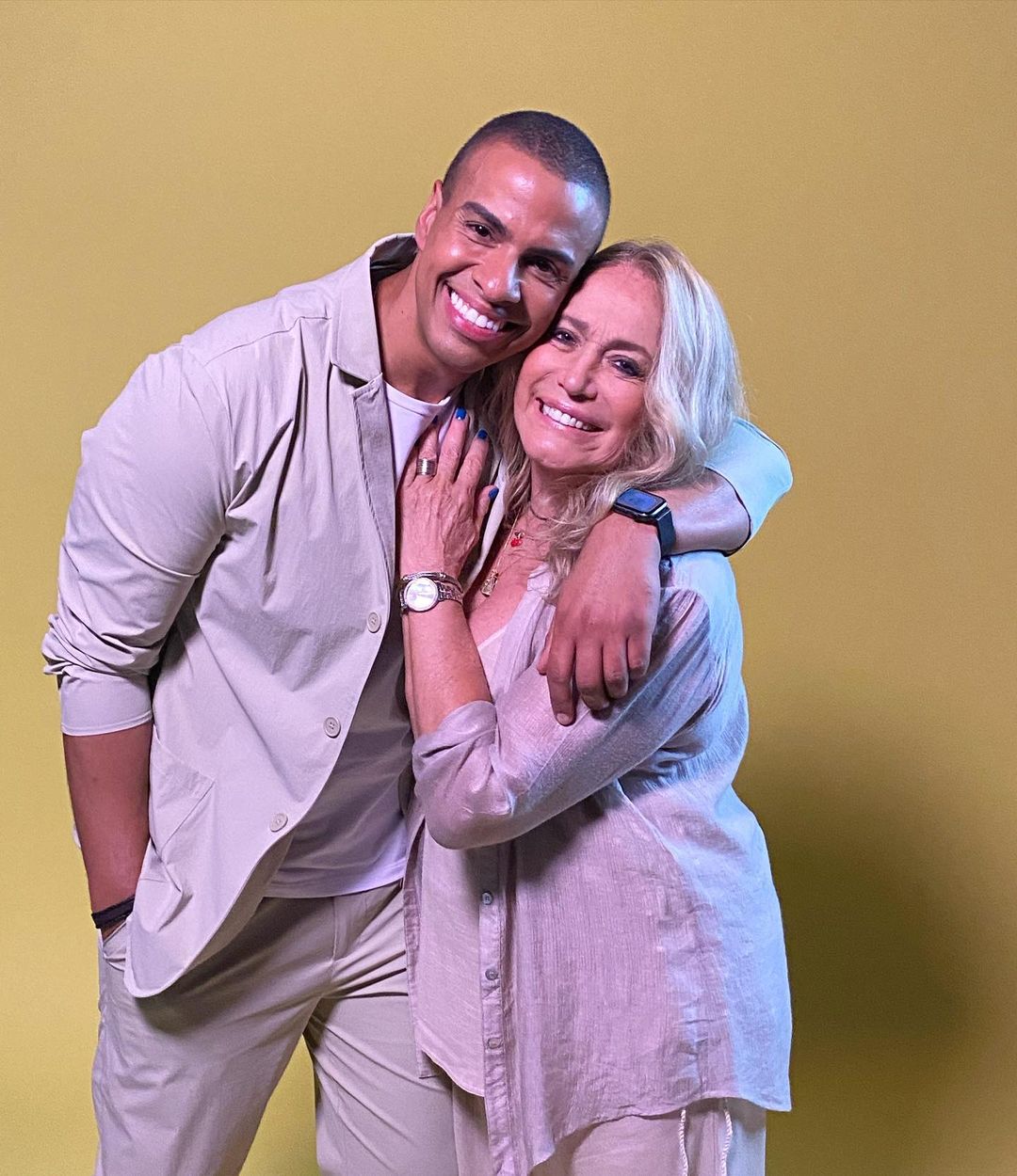 Susana Vieira elogiou Thiago Oliveira nos bastidores de gravação na Globo (Foto: Reprodução/Instagram)