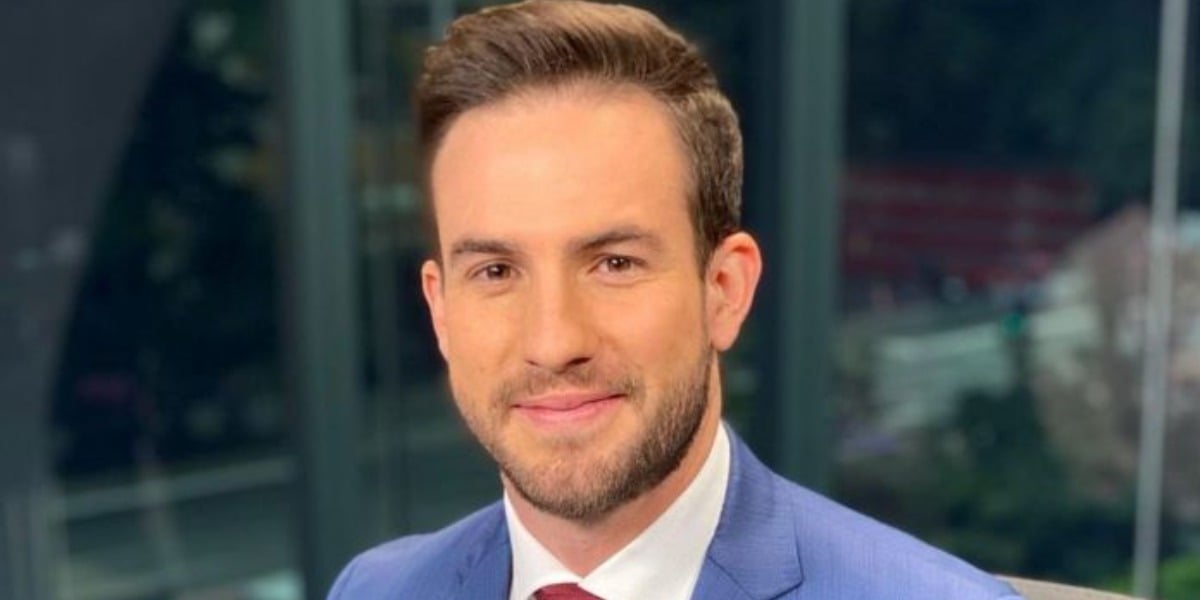 O jornalista da CNN Brasil, Daniel Adjuto, se declarou para o namorado (Foto: Reprodução)