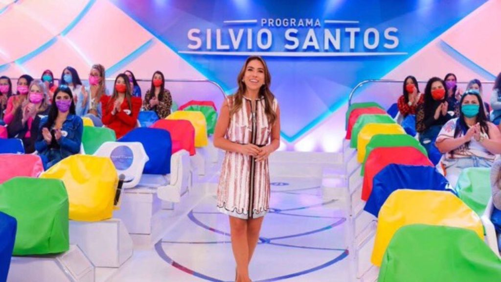 Após Eliana ser anunciada no Caldeirão da Globo, SBT tem correria e define substituta para programa aos domingos