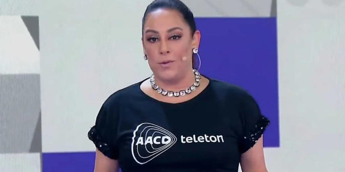 Silvia Abravanel chora no Teleton ao falar de sua filha (Foto: Reprodução)