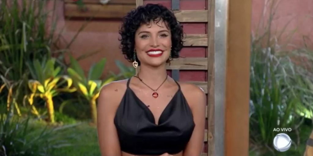 http://www.otvfoco.com.br/wp-content/uploads/2015/05/Daniela-Mercury.jpg