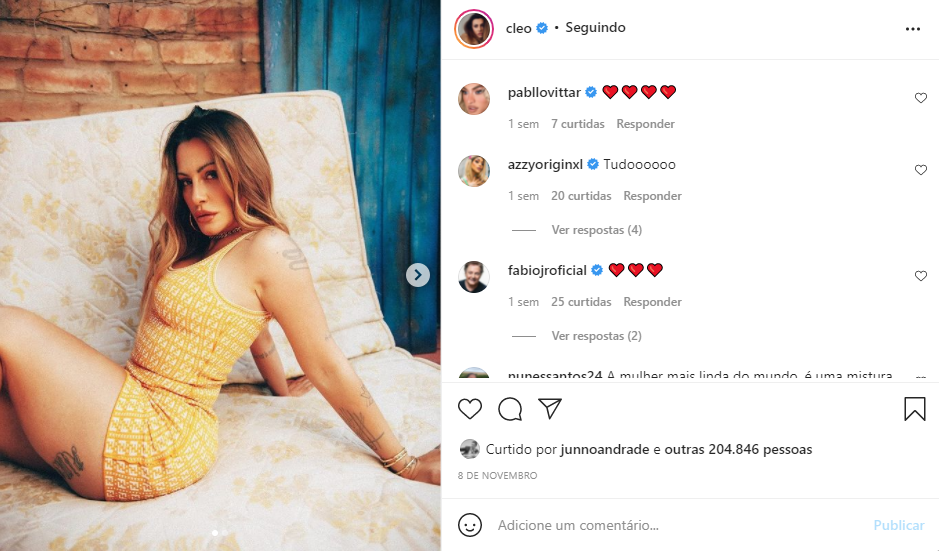 Nas redes sociais, Cleo ousou da beleza e expôs fotão (Foto: Reprodução)