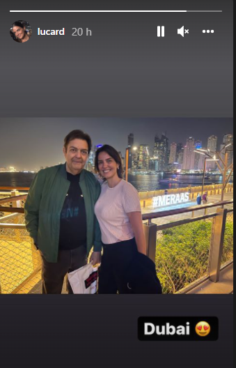 Curtindo o luxo de Dubai, Faustão posou ao lado da esposa (Foto: Reprodução)