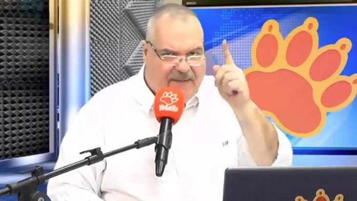 Gilberto Barros tem canal onde espalha ideais conservadores (Foto: Reprodução/YouTube)