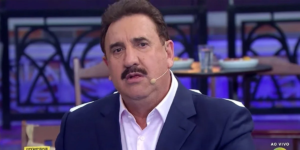 Ratinho passa vergonha com o seu programa no SBT (Foto: Reprodução)