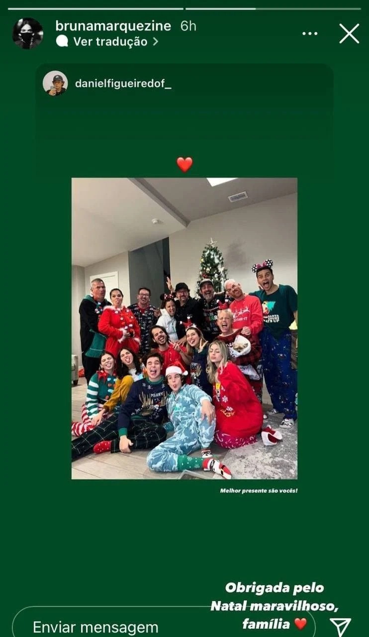 Bruna Marquezine passa Natal com Sasha e família da modelo