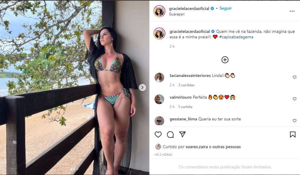 Graciele Lacerda ostenta corpão de biquíni fininho- Foto: Reprodução