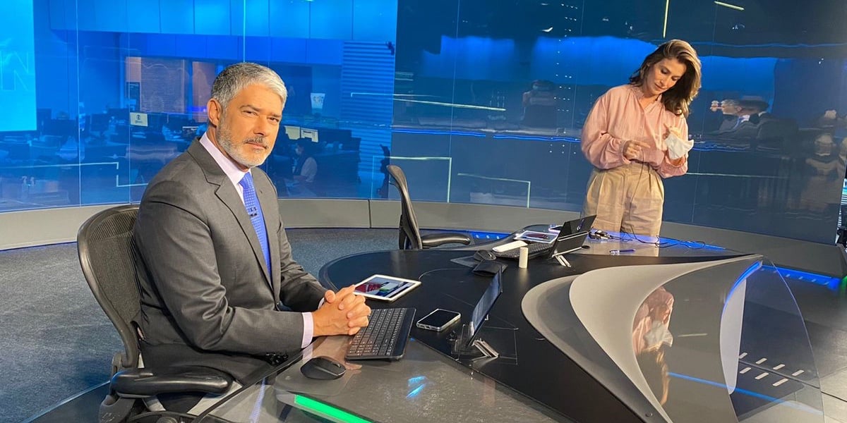 William Bonner e Renata Vasconcellos comandam o Jornal Nacional (Foto: Reprodução)