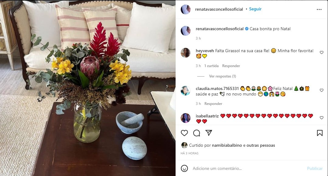 Renata Vasconcellos exibe mesa de centro com arranjo floral - Foto: Reprodução