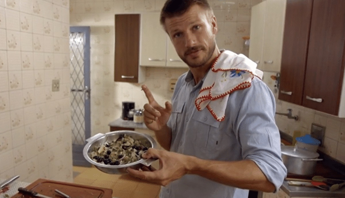 Rodrigo Hilbert faz uma deliciosa punheta ao vivo (Foto: Reprodução)