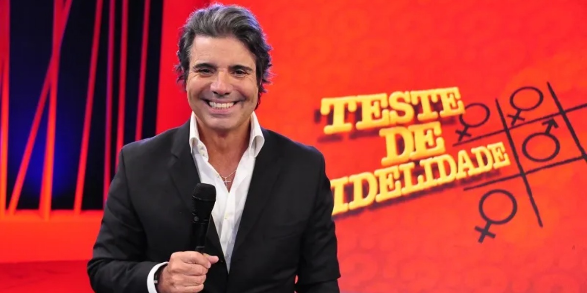 João Kleber anunciou volta do Teste de Fidelidade na RedeTV! (Foto: Reprodução / RedeTV!)