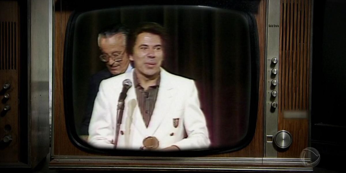 Silvio Santos já teve outra emissora (Foto: Reprodução/Record)