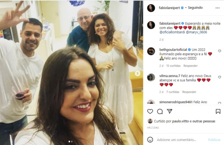 Fabiola Reipert e Renato Lombardi comemoraram o ano novo juntos (Foto: Reprodução/Instagram)