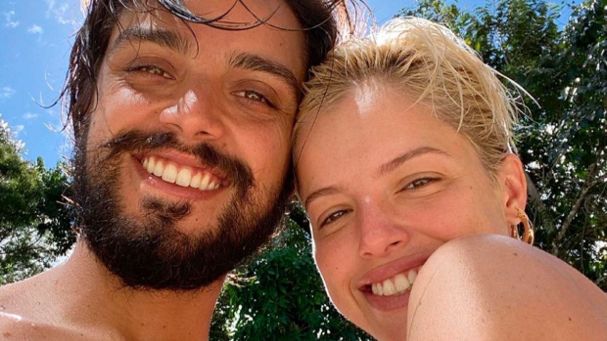 Rodrigo Simas e Agatha Moreira estão morando juntos desde o começo da pandemia (Foto: Reprodução / Internet)