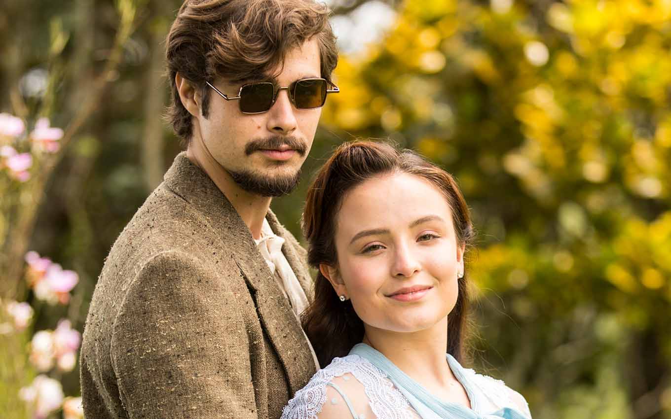 Rafa Vitti e Larissa Manoela em "Além da Ilusão" (Foto: Divulgação/TV Globo)