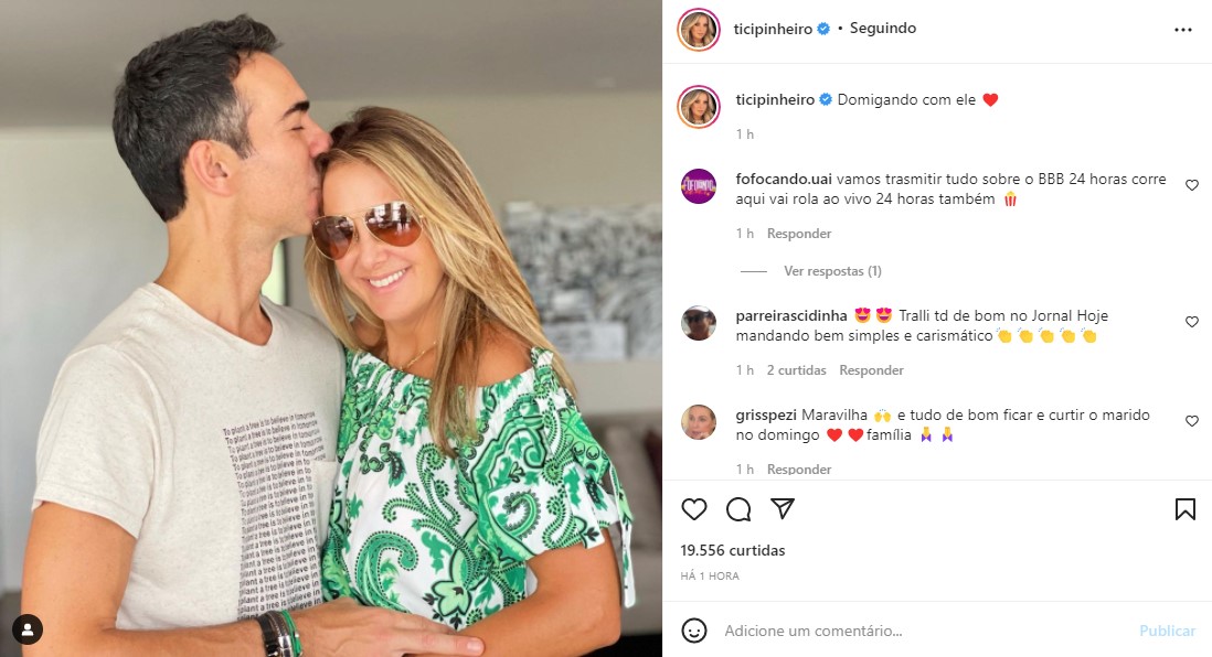 César Tralli surge com Ticiane Pinheiro e os fãs ficam felizes com foto (Foto: Reprodução)