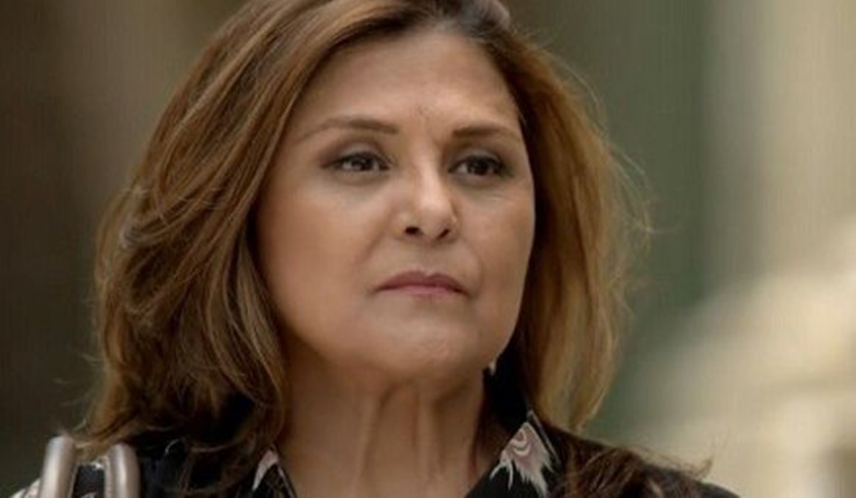 A atriz da Globo vive desgosto por ter as portas da emissora fechadas para ela