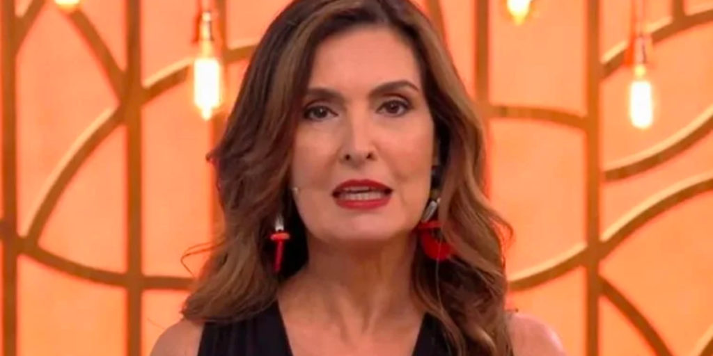 http://www.otvfoco.com.br/wp-content/uploads/2015/05/Daniela-Mercury.jpg