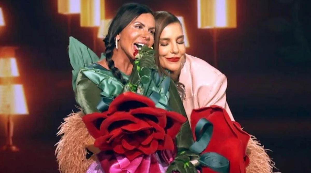 Ivete Sangalo e Gretchen, a primeira desmascarada da nova temporada do "The Masked Singer Brasil" (Reprodução/ Globoplay)