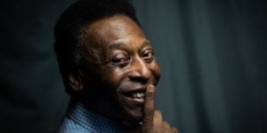 O jogador de futebol Pelé (Foto: Reprodução / Folha de S. Paulo)