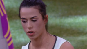 Larissa teve como 'alvo' Natália (Foto: Reprodução / Globoplay)