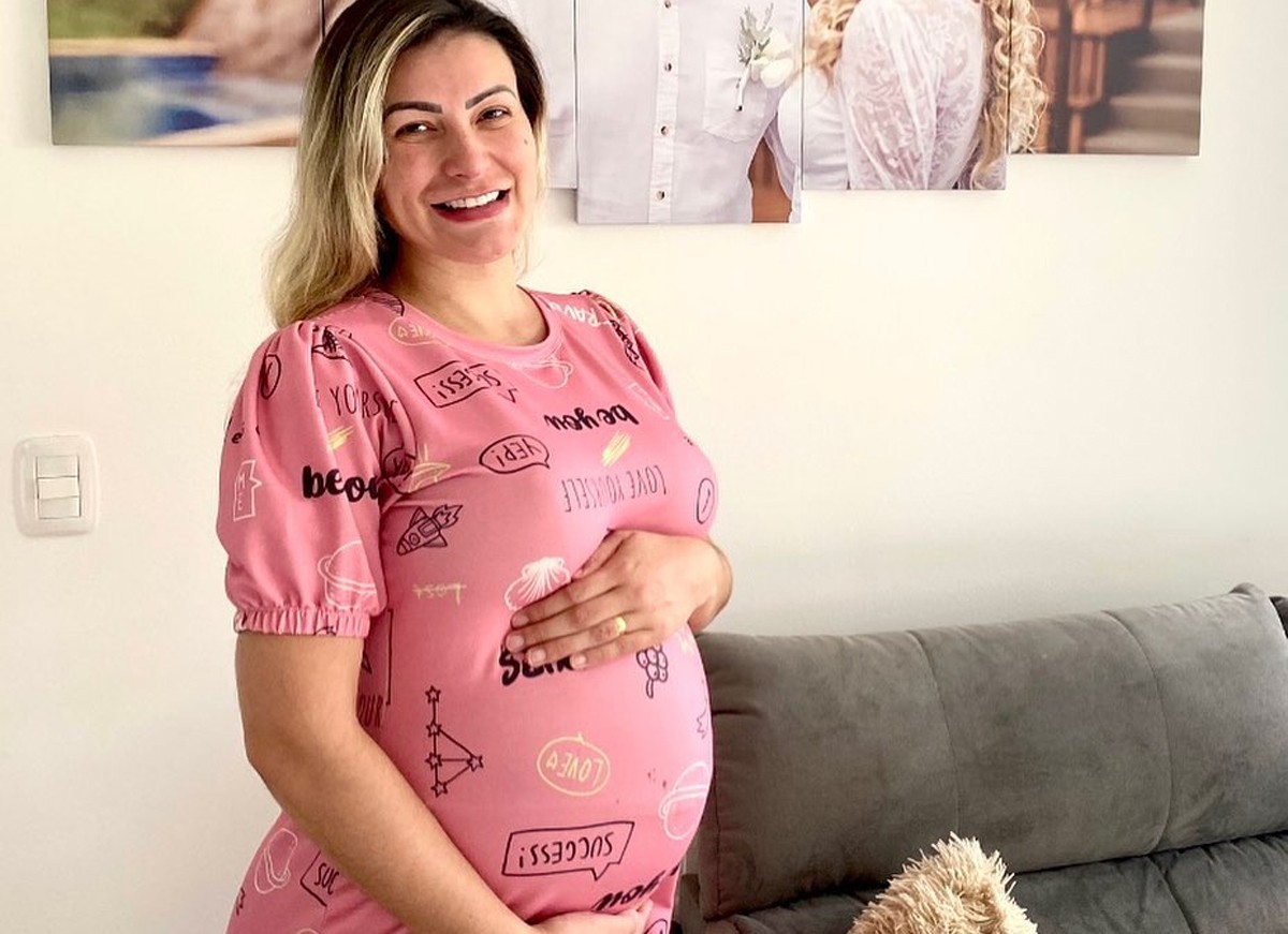 Andressa Urach está grávida de 7 meses, do seu segundo filho (reprodução/globo)
