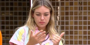 Bárbara é o novo Anjo do BBB22 (Foto: Reprodução)