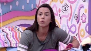 Larissa dispara sobre Arthur no BBB22: 'Só a opinião dele que vale' (Foto: Reprodução / Globoplay)