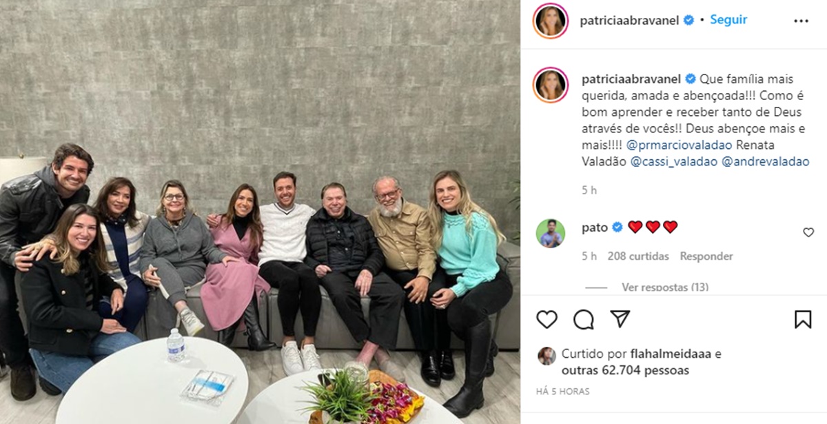 Foto de família e pastores de Patrícia Abravanel (Reprodução/ Instagram)