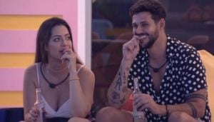 Rodrigo Mussi e Laís Caldas eram próximos no BBB22 (Foto: Reprodução / Globoplay)