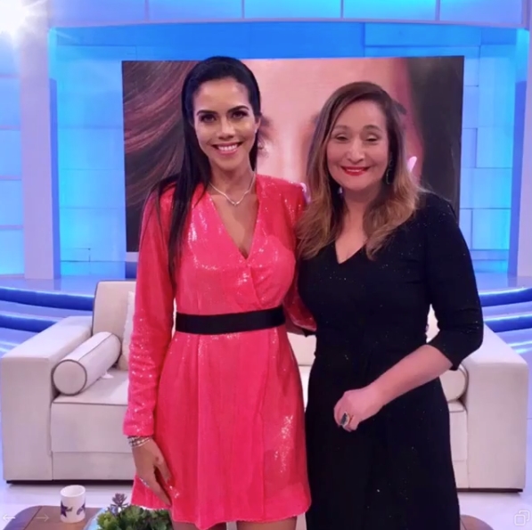 Sônia Abrão e Daniela Albuquerque (Foto: RedeTV)