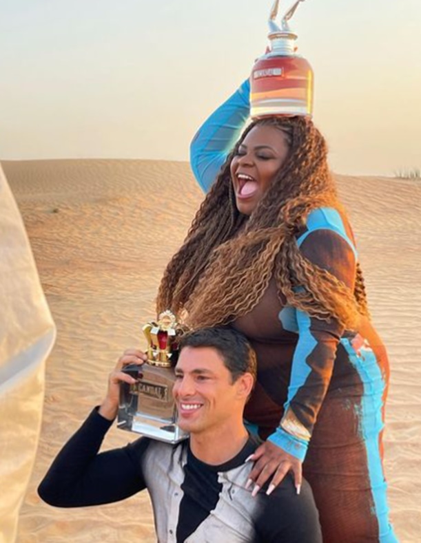 Cauã publica foto com Jojo no deserto de Dubai (Reprodução/ Instagram)