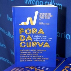 'Fora da Curva', livro que Marília Mendonça estava lendo