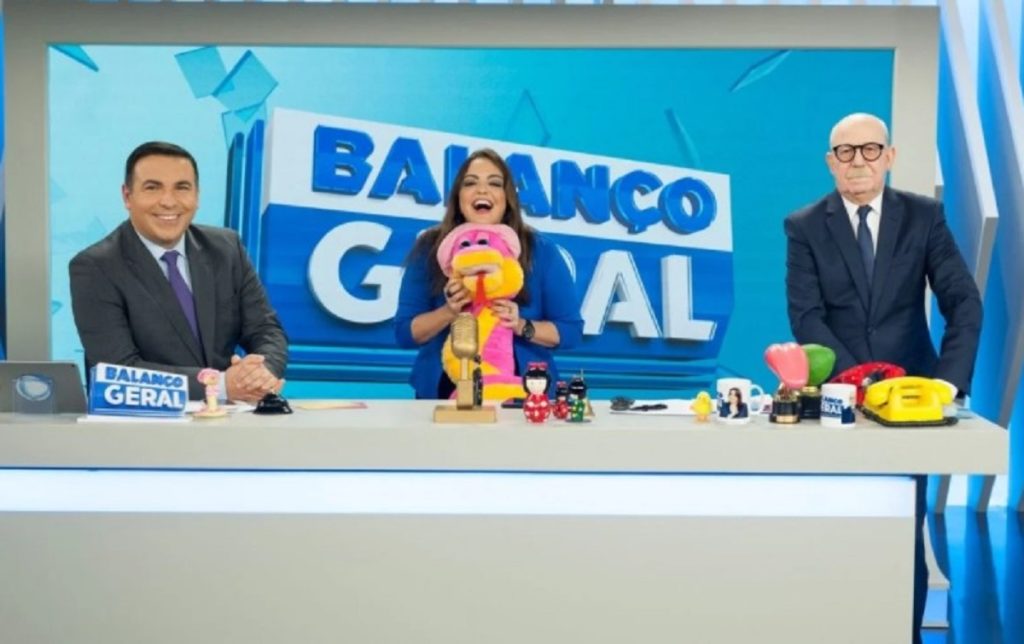 Reinaldo Gottino, Fabiola Reipert e Renato Lombardi na Hora da Venenosa Record