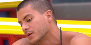 Imagem do post Vidente que previu acidente de Rodrigo descarta vitória de Arthur no BBB22 e diz quem deve ganhar o reality