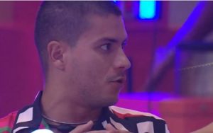 Arthur Aguiar desabafou sobre o jogo do BBB22 (Foto: Reprodução / Globoplay)