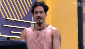 Eliezer Netto no BBB22; entrou em desespero após não seguir combinado de aliados (Foto: Reprodução / Globoplay)