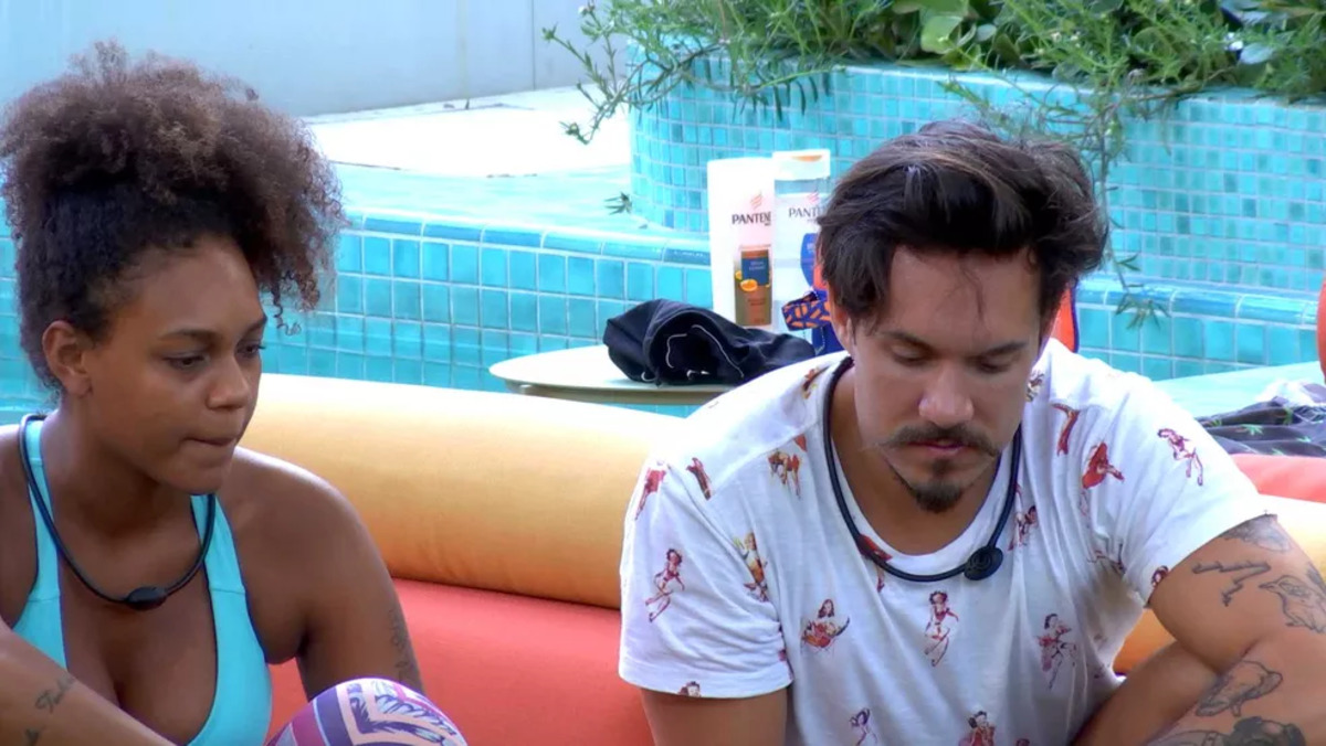 BBB22: Eliezer conversa com Jessilane sobre jogo (Foto: Reprodução)