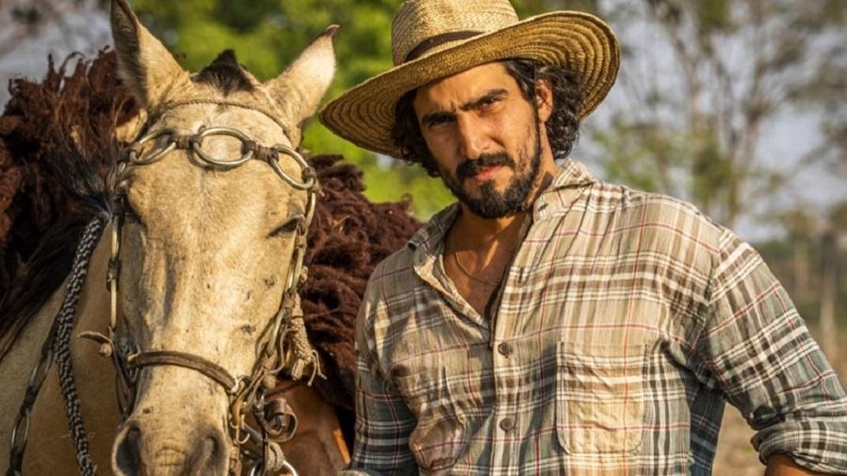 Renato Góes viverá José Leôncio em "Pantanal", na Globo