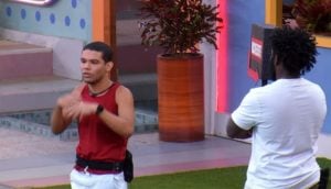 BBB22: Vinicius diz que Douglas Silva é incoerente (Foto: Reprodução / Globoplay)