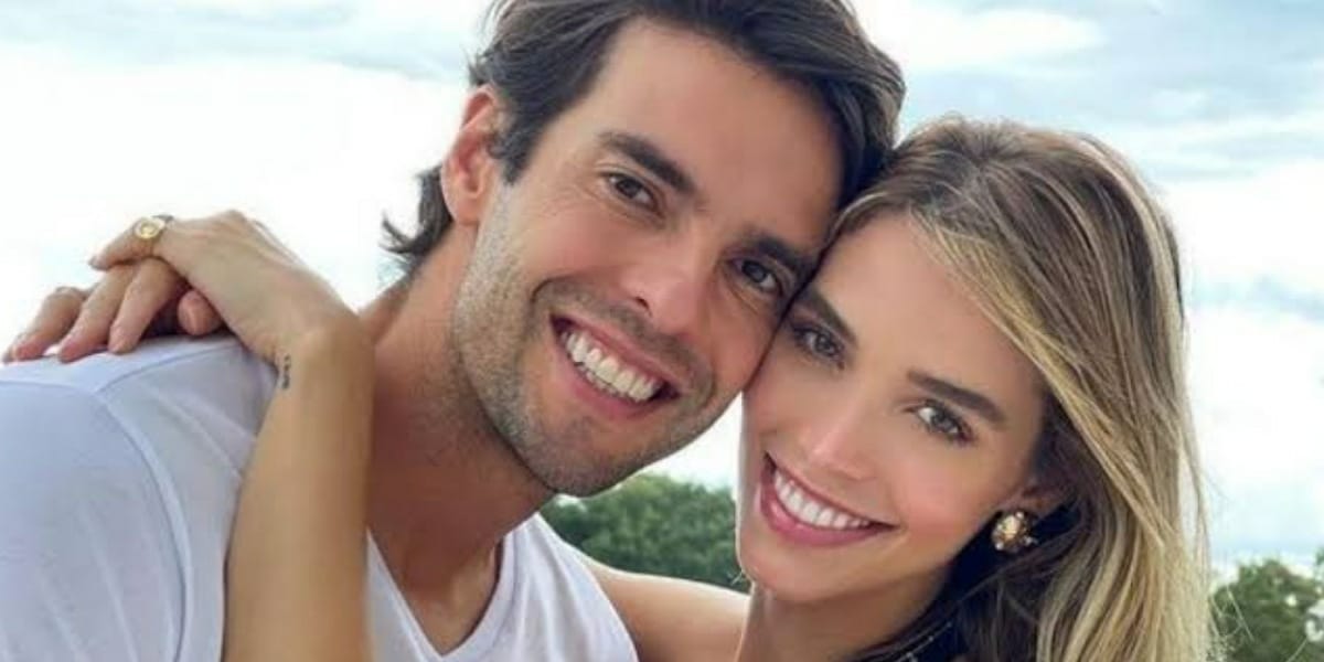 Kaká e a esposa, Carol Dias (Foto: Reprodução)