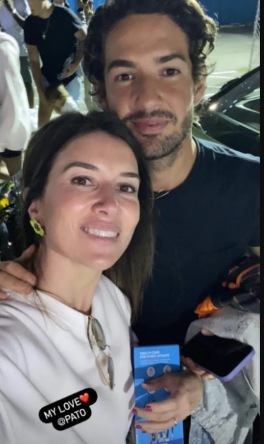 Rebeca Abravanel surgiu em uma rara publicação com Alexandre Pato