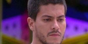 Arthur Aguiar fica imune ao paredão desta semana (Reprodução/ TV Globo)