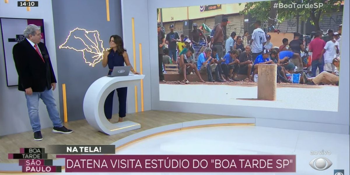 Datena invade BTSP, não esconde pressa de deixar estúdio e interrompe Adriana Araújo: "Só isso"